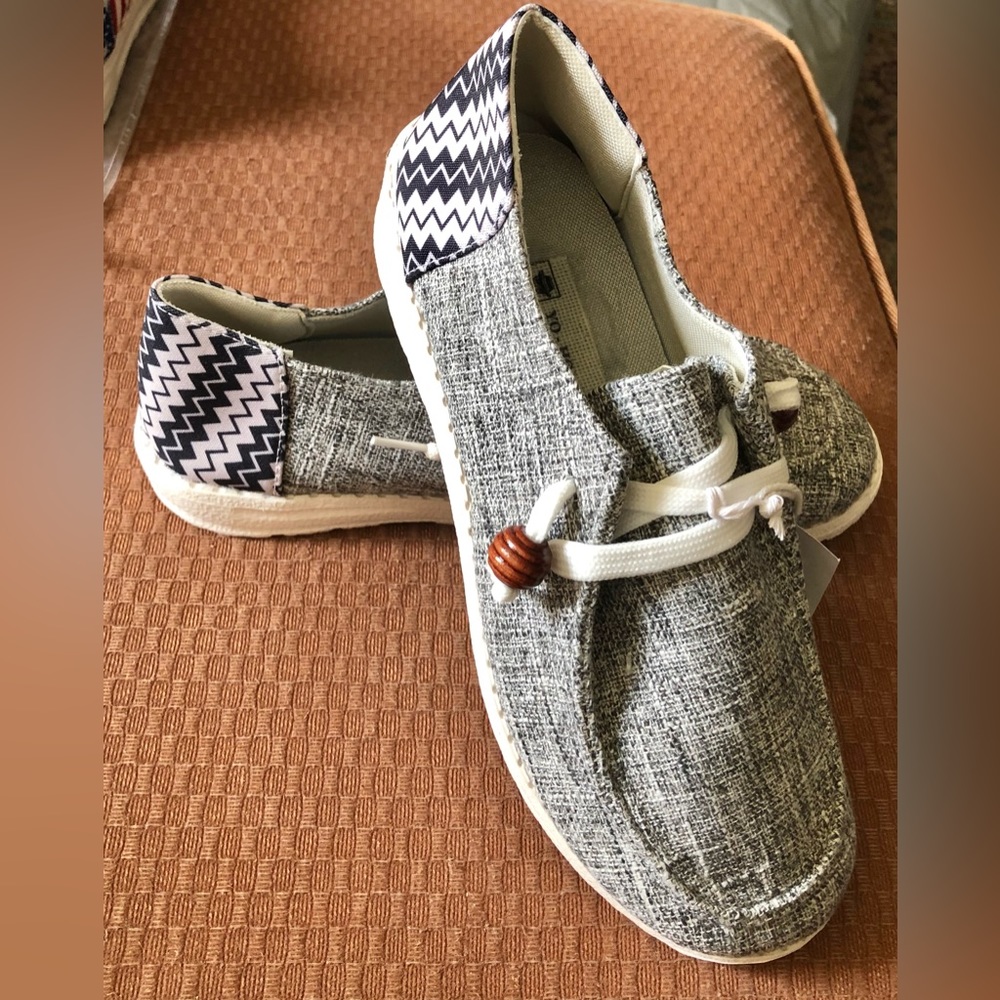 Brand New Shoes US Size 8